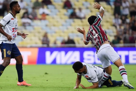 Cano será reavaliado hoje e pode desfalcar o Fluminense; veja alternativas