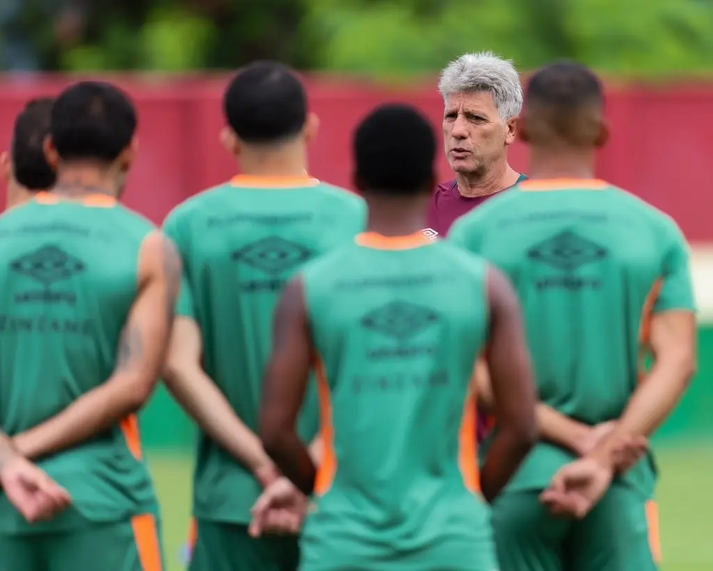 Renato Gaúcho Inicia Semana no Rio para Imersão no Elenco do Fluminense