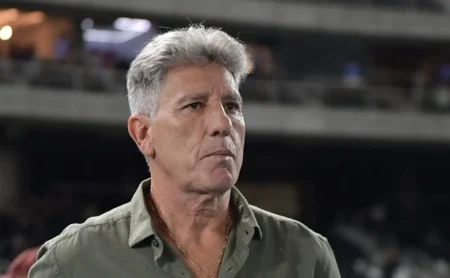 Renato sobre Mano Menezes e o futebol brasileiro: “Ouvi dizer…”
