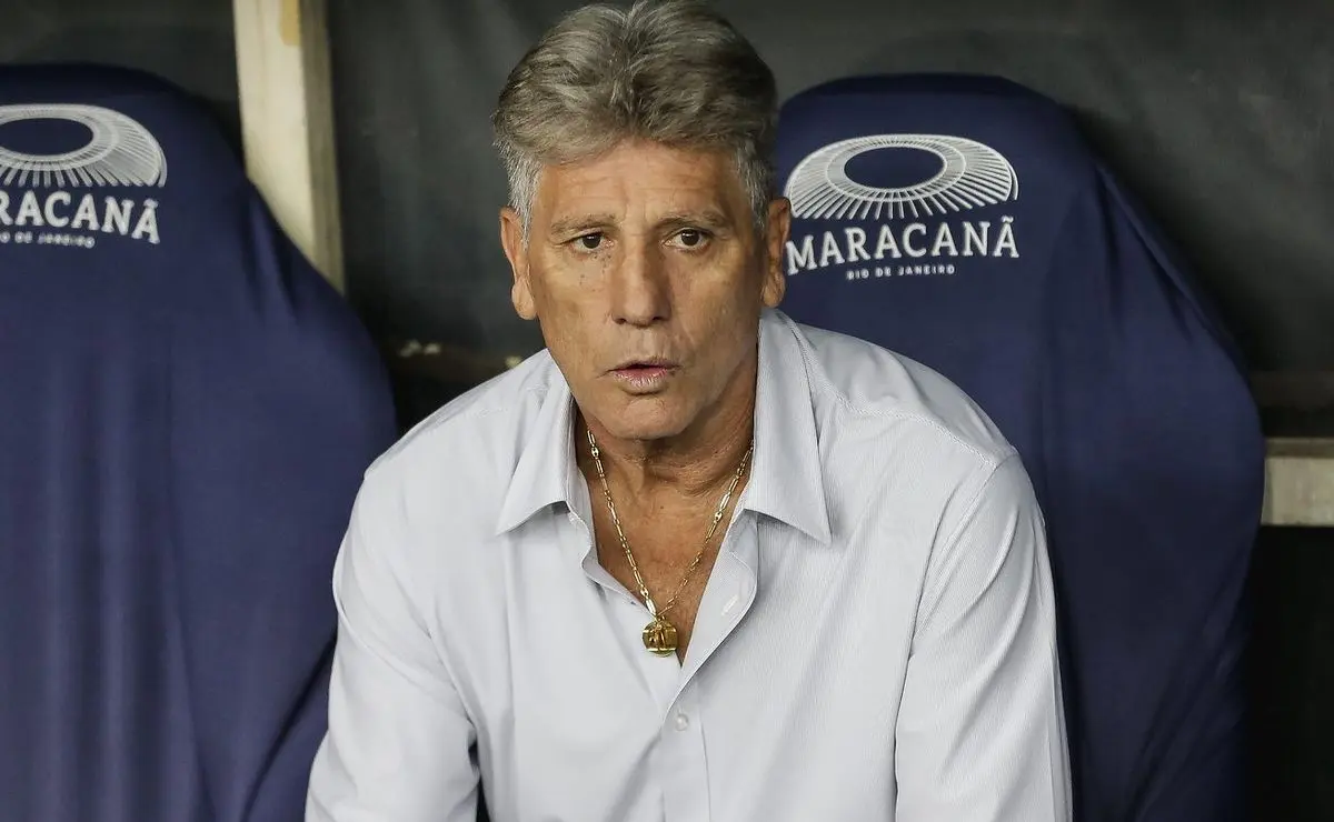 Renato Gaúcho alfineta o Flamengo por gastos em reforços: “Contrataram jogadores…”
