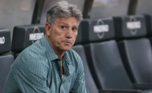 "Isso não me diz respeito": Renato Gaúcho alfineta o São Paulo após vitória apertada sobre o Náutico