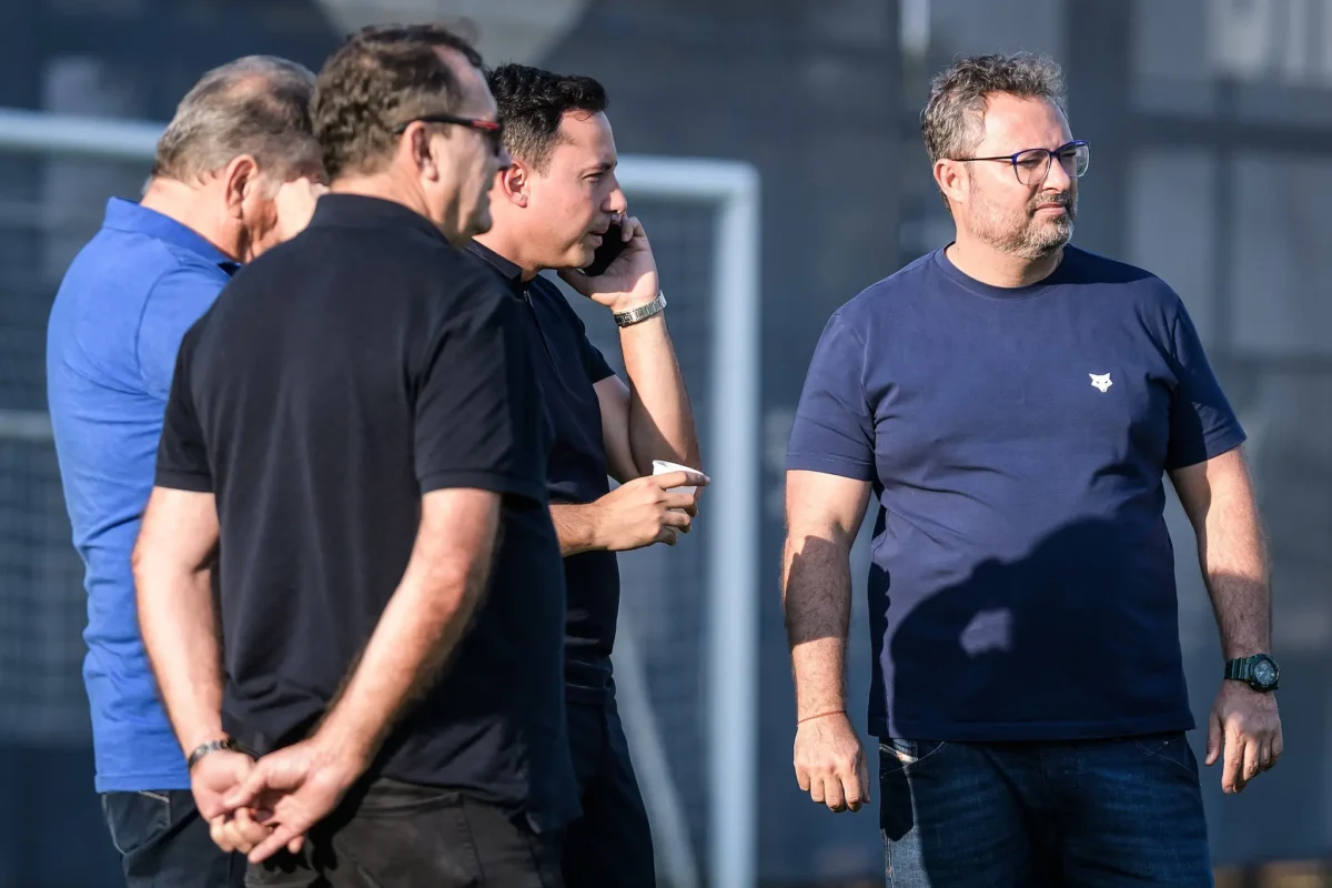 Cruzeiro: Dono critica Mattos por falhas e declara "futebol é um mau negócio"