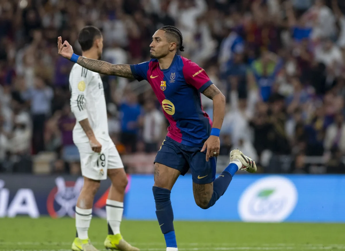 Xavi defende Raphinha: "É o mesmo jogador de antes"