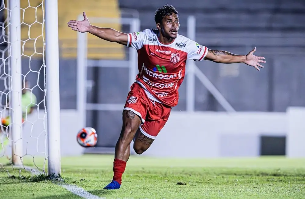 Cuiabá contrata Carlos Eduardo, campeão paulista da Série A2, para reforçar o meio-campo