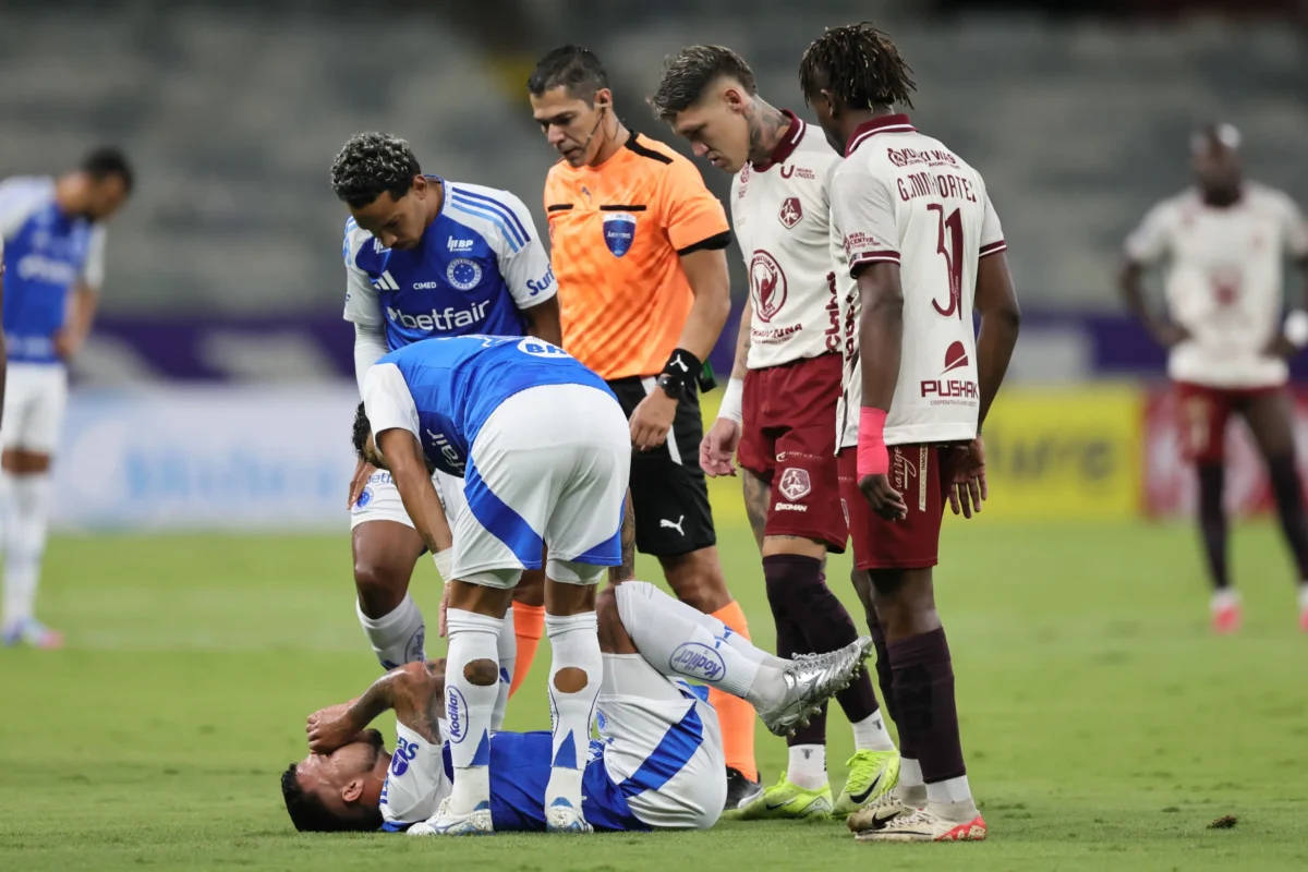 Cruzeiro: Matheus Henrique lesionado no menisco e vai operar.