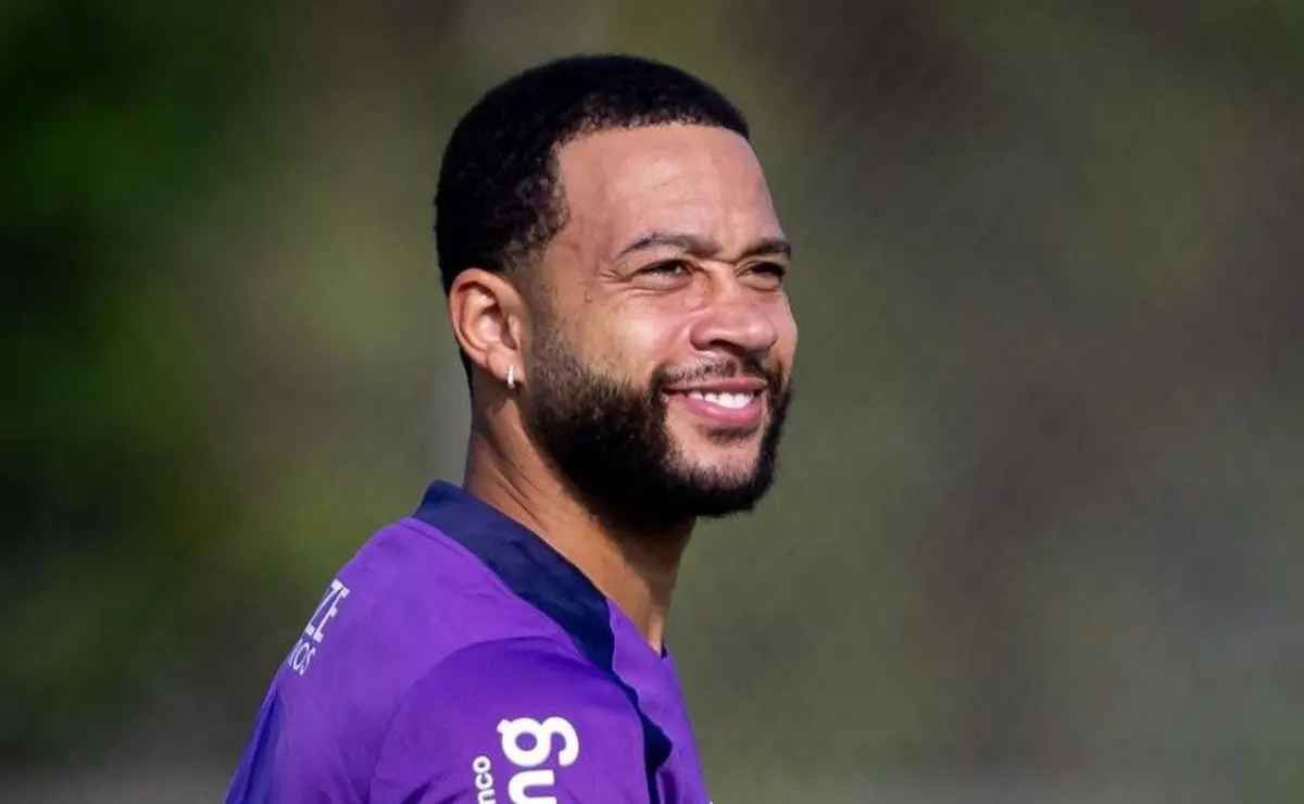 Depay no Derby: Departamento Médico do Palmeiras e Corinthians Decidem