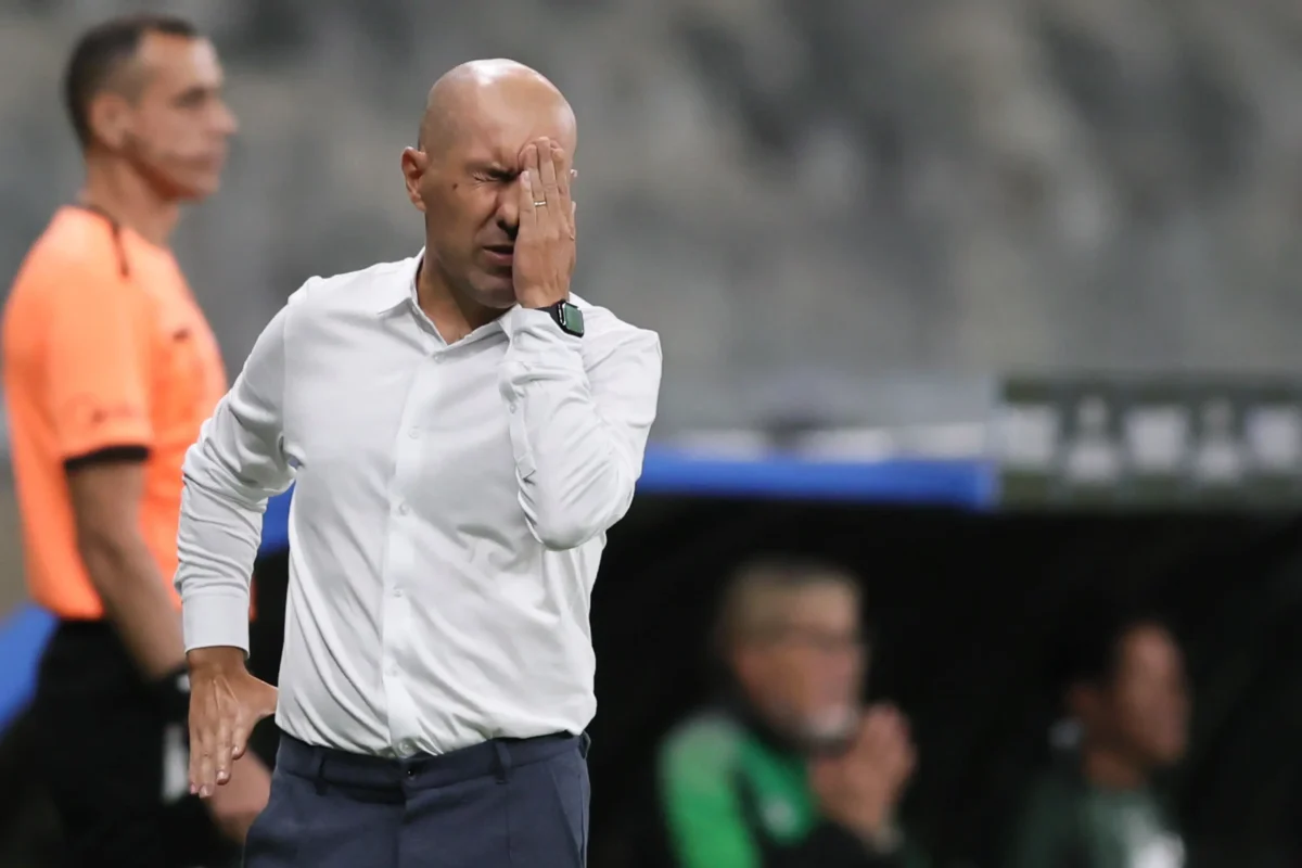 Desempenho de Leonardo Jardim no Cruzeiro: Duas Vitórias e 24% de Aproveitamento em 2025
