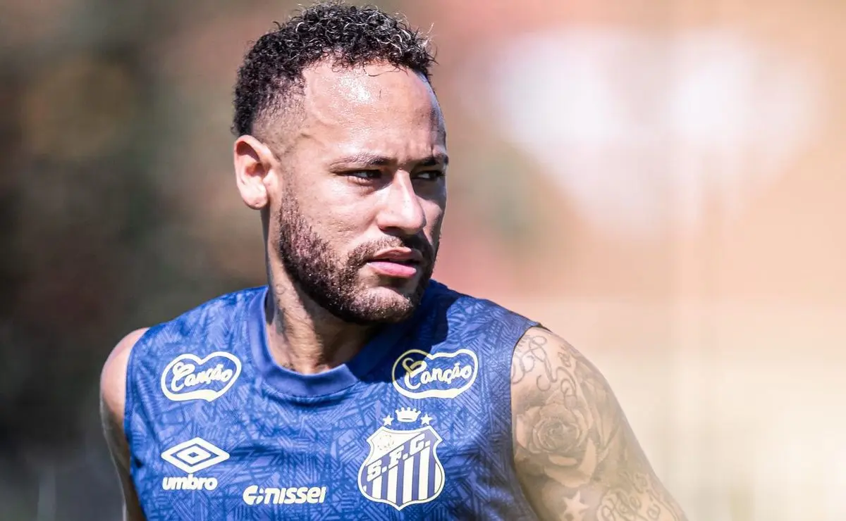 Neymar no Santos: Retorno definido para amistoso contra RB Leipzig.
