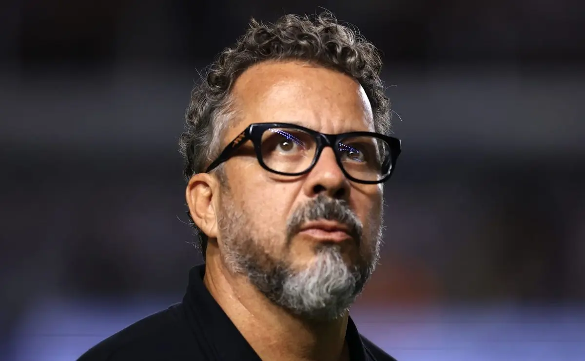 Cléber Xavier, Gabriel Verón e Chermont: Treino no Santos Reduz Espaço da Dupla