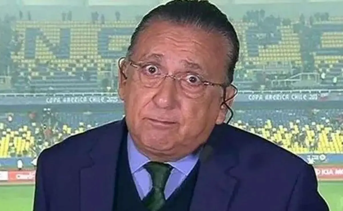 Galvão Bueno critica defesa do Internacional e adverte Roger Machado após atuação.