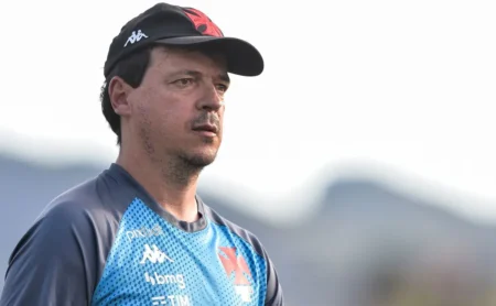 Fernando Diniz no Vasco: uma análise da passagem em 2021