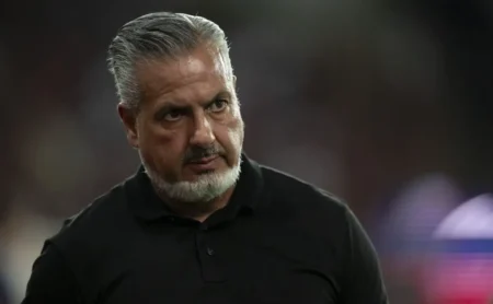 Staff de Matheus Gonçalves busca mais espaço e pode negociar saída do Flamengo com José Boto.