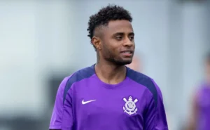 Dorival Júnior detalha diálogo com Diego Palacios e justifica ausência no Corinthians