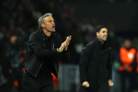 Luis Enrique ironiza críticas à Ligue 1 após final da Champions: "Somos a liga dos fazendeiros"
