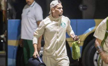 Paulinho: Retorno Triunfal e Consolidação no Palmeiras Após Lesão