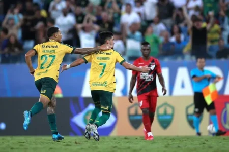 Cuiabá, invicto na Série B, abre venda de ingressos para partida contra o Operário-PR
