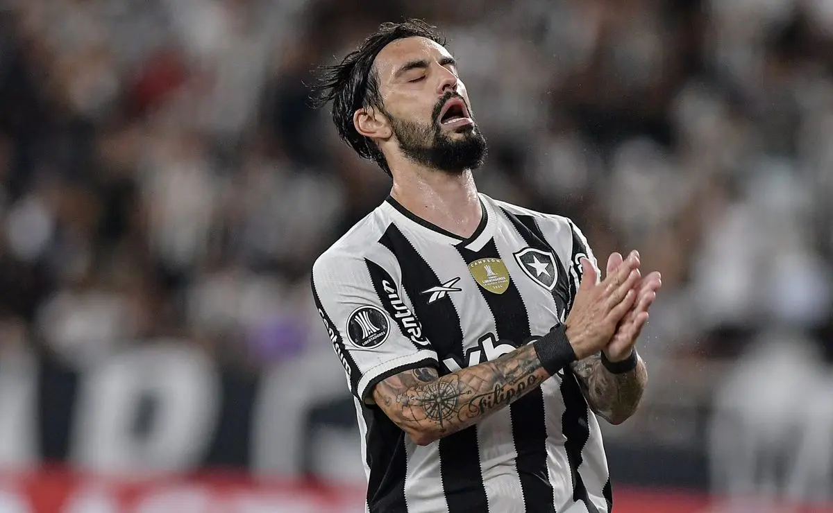 Botafogo: Mastriani desfalca time por lesão e se junta a outros dois ausentes contra o Inter