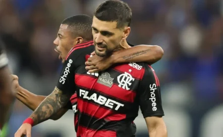 Flamengo e Rogério Ceni: um reencontro em meio à invencibilidade contra o Bahia