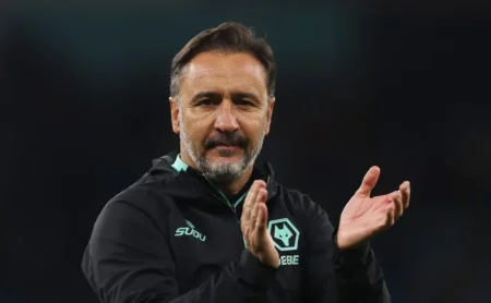 Vítor Pereira: Ex-Flamengo e Corinthians Conquista Prêmio na Premier League