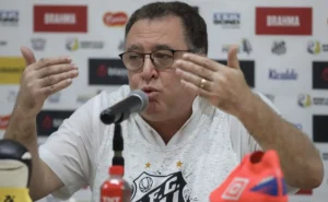 Marcelo Teixeira se manifesta sobre demissão de Pedro Martins e apoia CEO do Santos