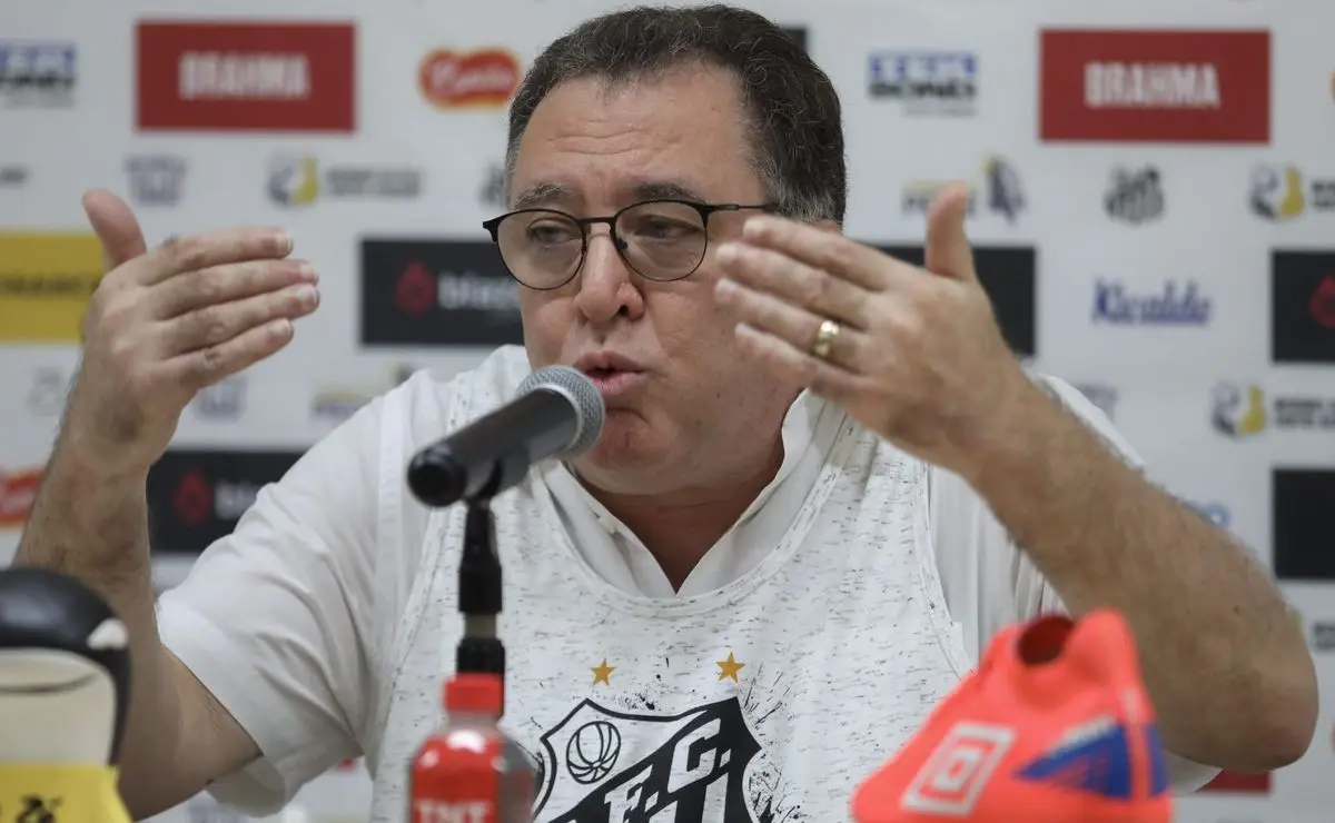 Marcelo Teixeira se manifesta sobre demissão de Pedro Martins e apoia CEO do Santos