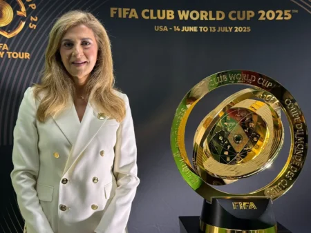 Leila minimiza Messi e afirma: "Palmeiras não fará turismo nos EUA"