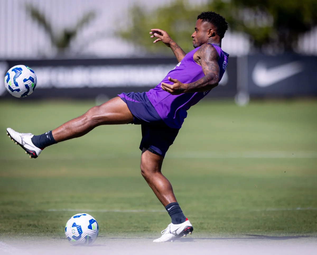 Corinthians: Martínez Fora, Palacios na Lista para o Duelo com o Mirassol