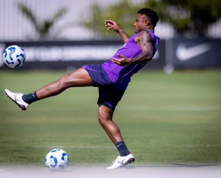 Corinthians: Martínez Fora, Palacios na Lista para o Duelo com o Mirassol