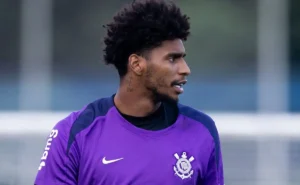 Corinthians Desiste de Venda de Hugo Souza ao Grupo City