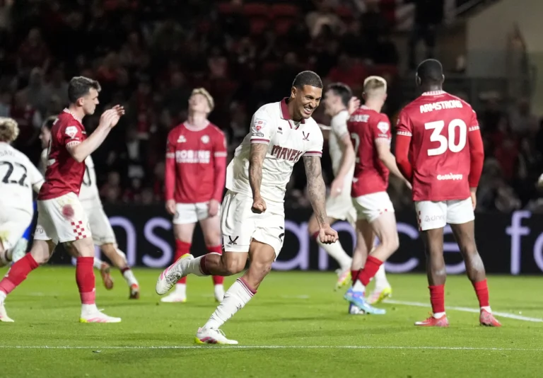 Vini Souza, Ex-Flamengo, Brilha em Vitória do Sheffield na Segunda Divisão Inglesa