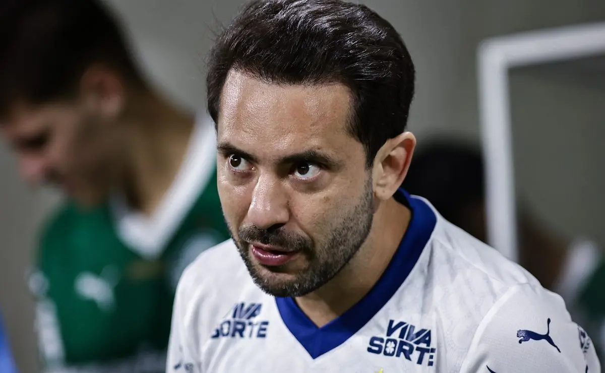 Recado de Everton Ribeiro a Filipe Luís antes de Flamengo e Bahia