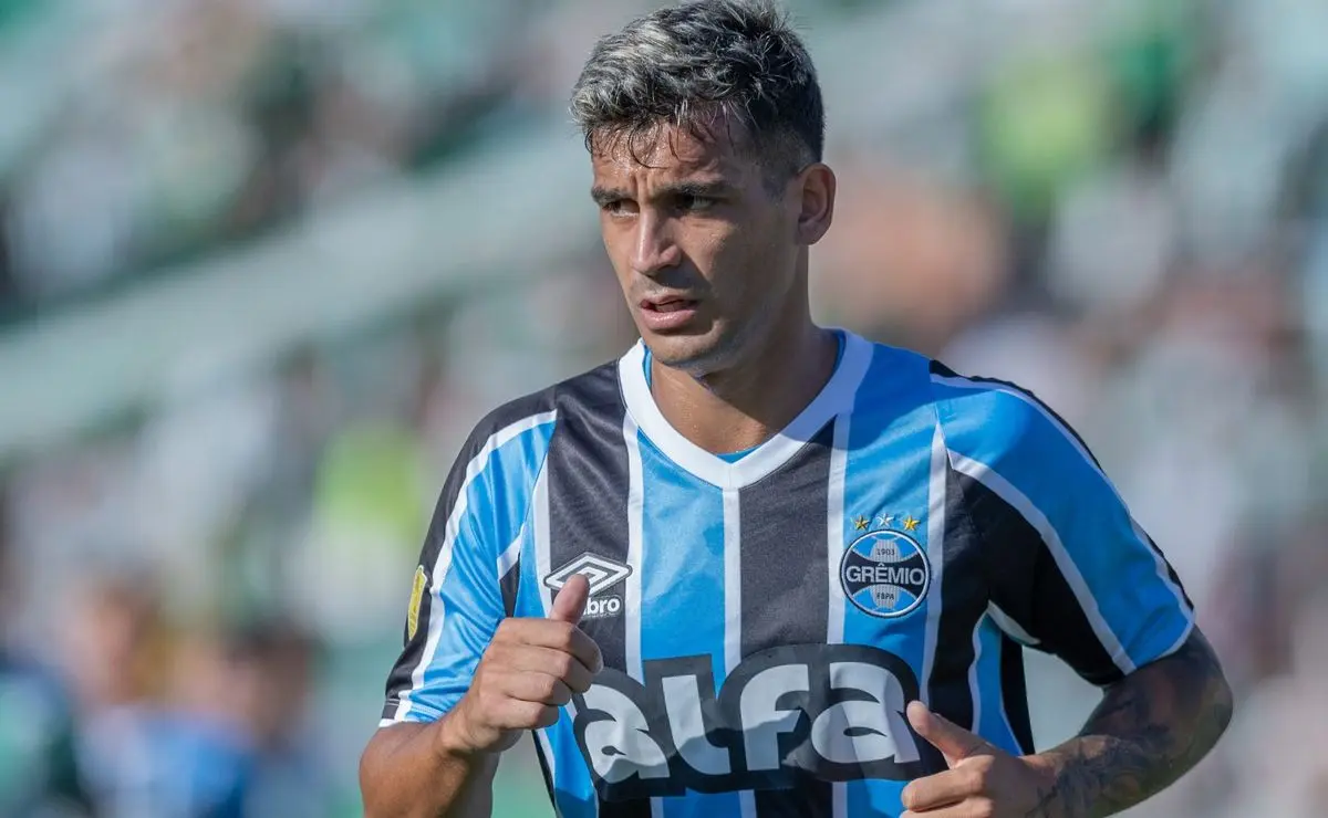 Grêmio: Pavón dispensado e Cristaldo em busca de redenção no time.