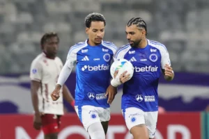 Cruzeiro: proteção contra saída de Matheus Pereira com cláusula por número de jogos e a situação de outros atletas