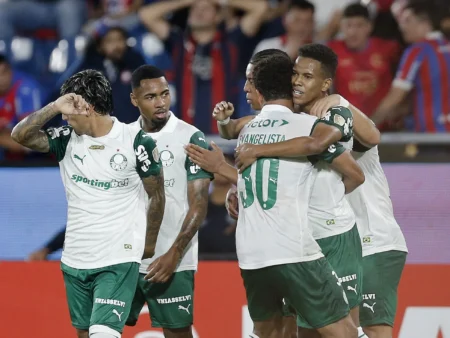 Do quase caos ao topo: a metamorfose palmeirense entre clássicos com o São Paulo