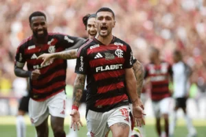 Arrascaeta Repete Média de 2019 e Brilha em Novo Cenário no Flamengo
