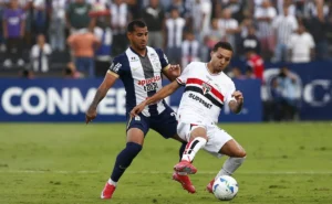 São Paulo Considera Oferta Russa por Matheus Alves, Analisando Opções no Mercado