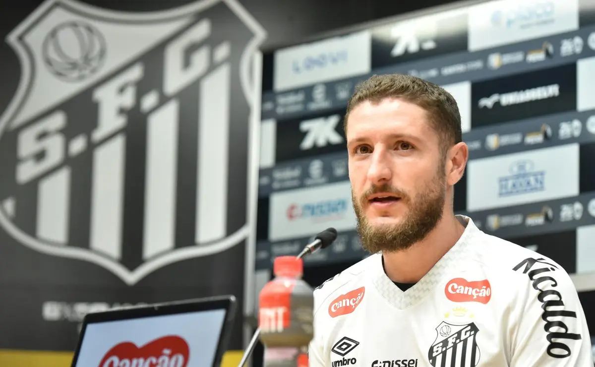 Zé Rafael: Destino Desejado e a Influência de Neymar na Escolha