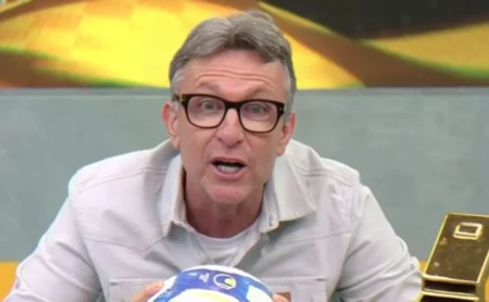 Neto projeta Santos com Neymar em briga pela Série B.