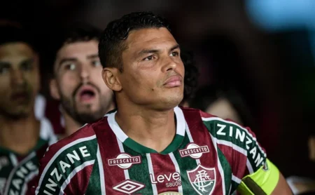 Fluminense Confia em Thiago Silva para Reforçar Defesa