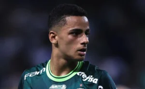 Flamengo acompanha movimentações por Giovani, Sinesterra e Buonanotte visando reforçar o ataque