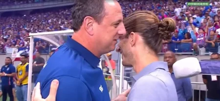 Mística flamenguista com Rogério Ceni impulsiona "amuleto" em momento adverso de Filipe Luís