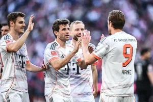 Festa do Bayern: Adeus a Müller e o primeiro título de Kane na Bundesliga