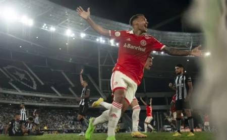 IA prevê vitória do Internacional de Alan Patrick sobre o Botafogo de Igor Jesus no Brasileirão Betano