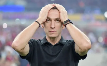 Filipe Luís e Bruno Henrique: Reação após Jogo Flamengo x Bahia Divide Opiniões