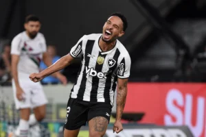 Botafogo: Em casa e invicto no Brasileirão, o trunfo é Nilton Santos contra o Internacional