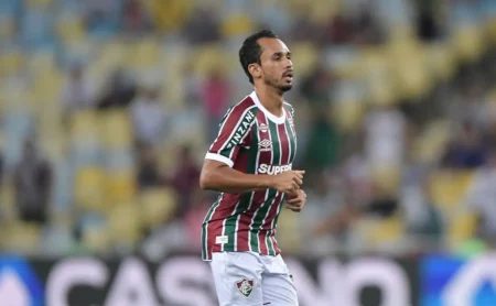 Lesão de Lima no Fluminense: Confira o tempo estimado de recuperação