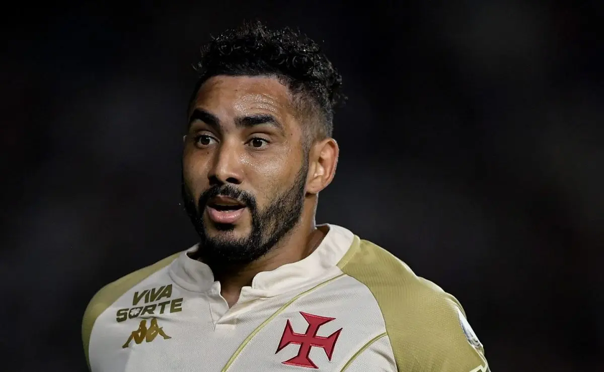 Vasco: Torcida clama por saída de Coutinho, Payet, Souza e outros após revés