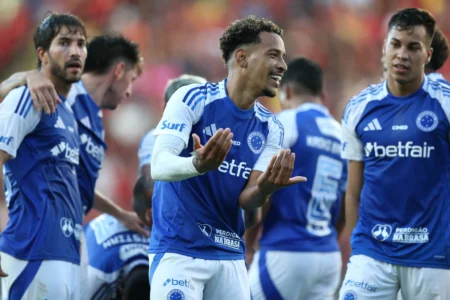 Cruzeiro repete início de campanha vitorioso e registra maior goleada fora de casa em 2025