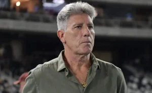 Renato Gaúcho critica postura do Fluminense em derrota contra o Atlético-MG