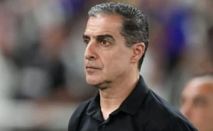 Paiva analisa atuação do Botafogo e pondera sobre o resultado positivo
